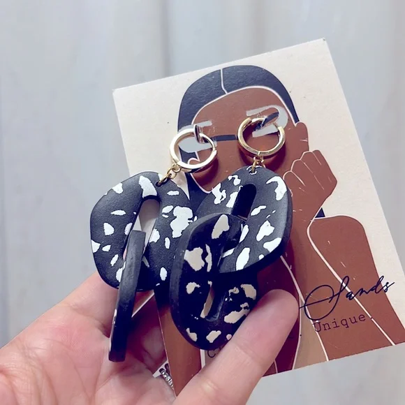 NWT Indigo Sands | black, white leopard print polymer clay oversize link… - Picture 4 of 6